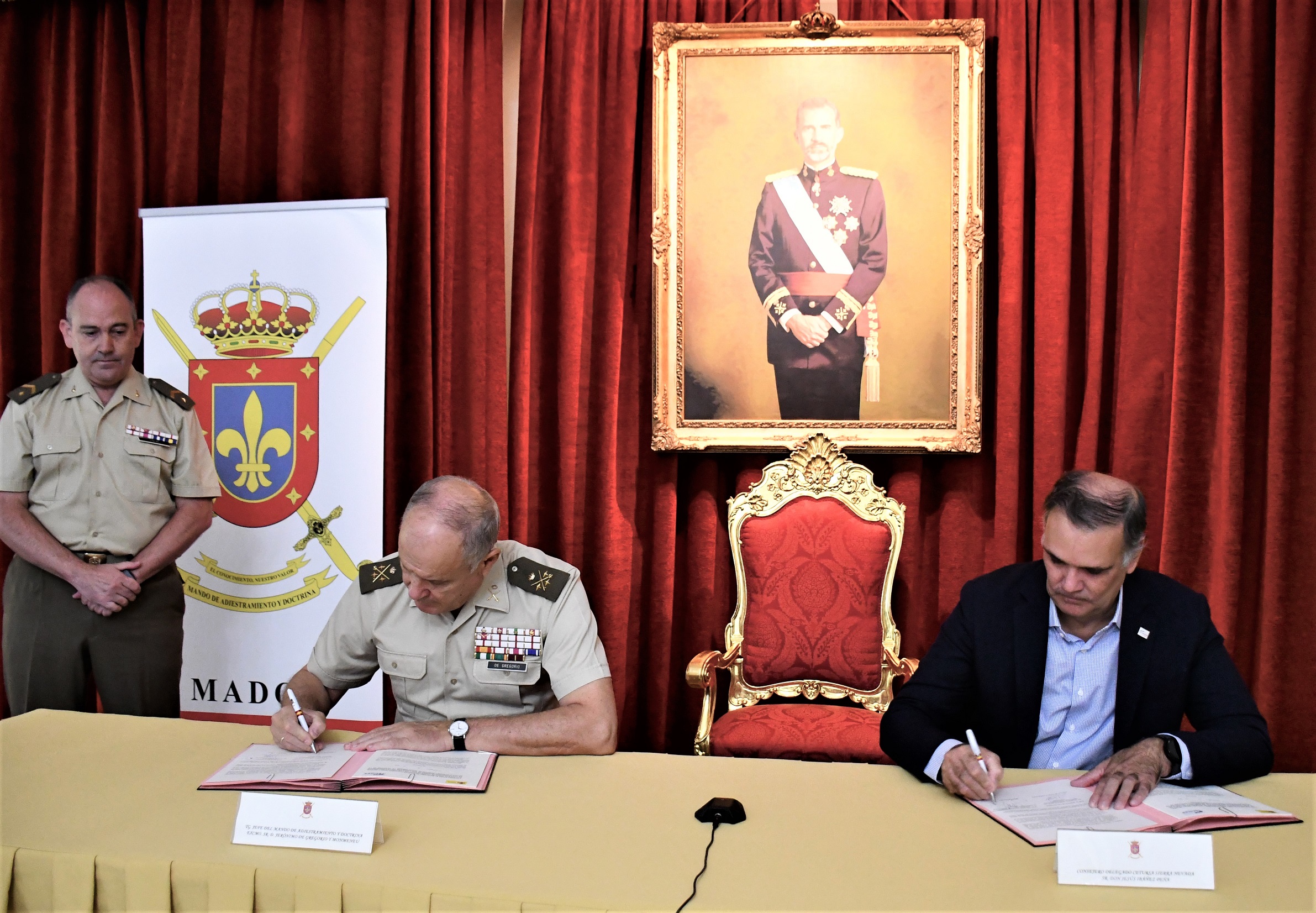 Sierra Nevada Y El Mando De Adiestramiento Y Doctrina De Granada ...