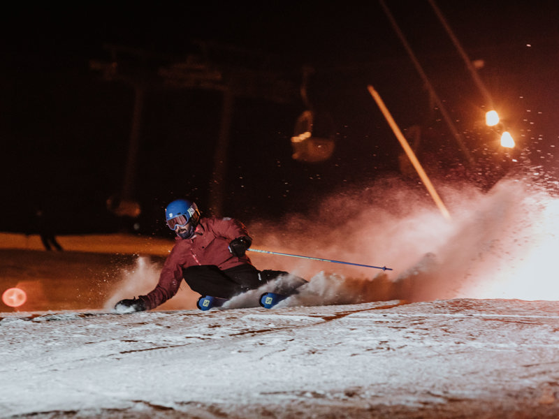 Esqui Nocturno 21 De Febrero