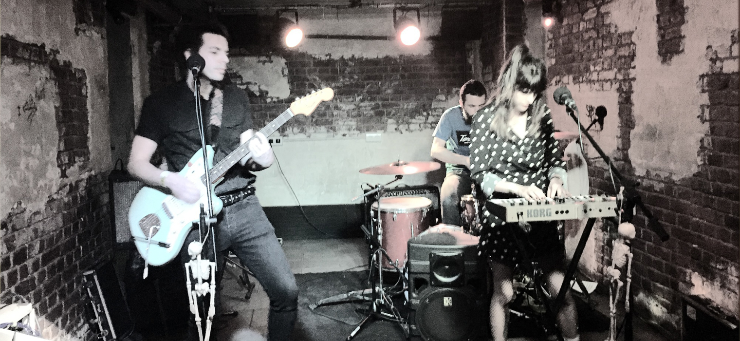 uralita-rocknrolla-copy.jpg