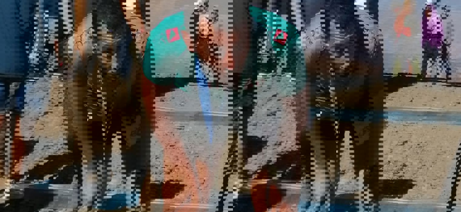 966f51da-db08-48b0-9ae5-28d8a9cd90aa.jpg