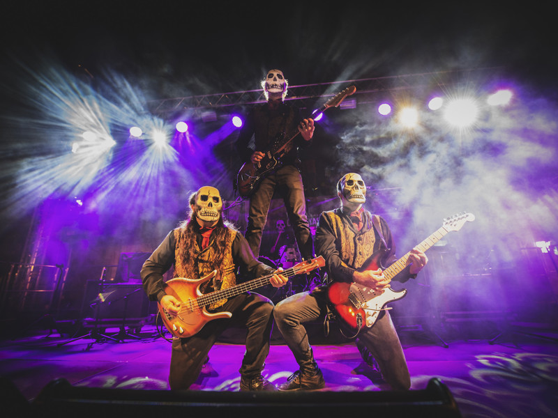 THE TIKI PHANTOMS 002 JM25194