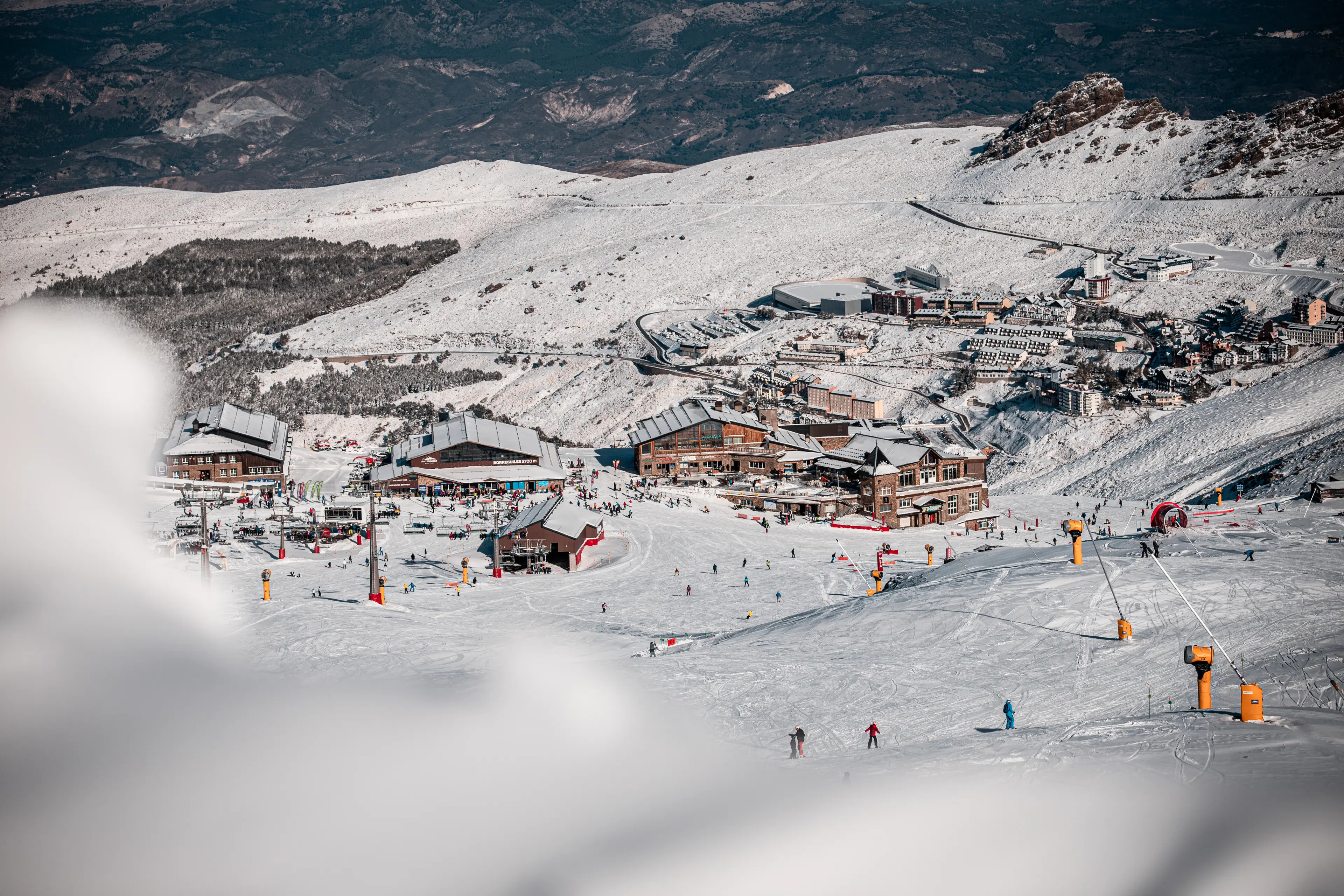 Sierra Nevada abre las pistas de Veleta y La Visera Sierra Nevada abre las pistas de Veleta y La Visera