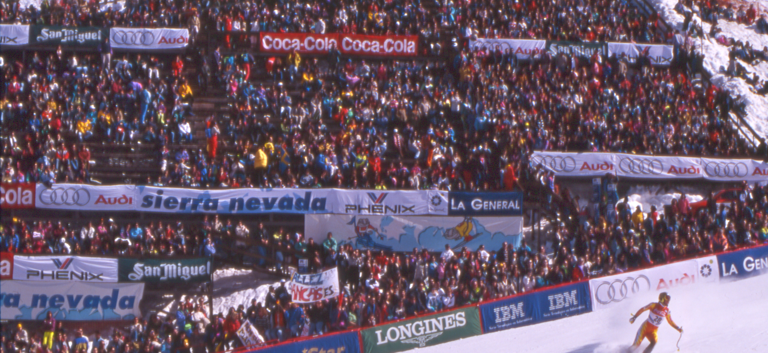 14-tribuna-de-meta-en-el-campeonato-del-mundo-de-1996-fot-cetursa.jpg