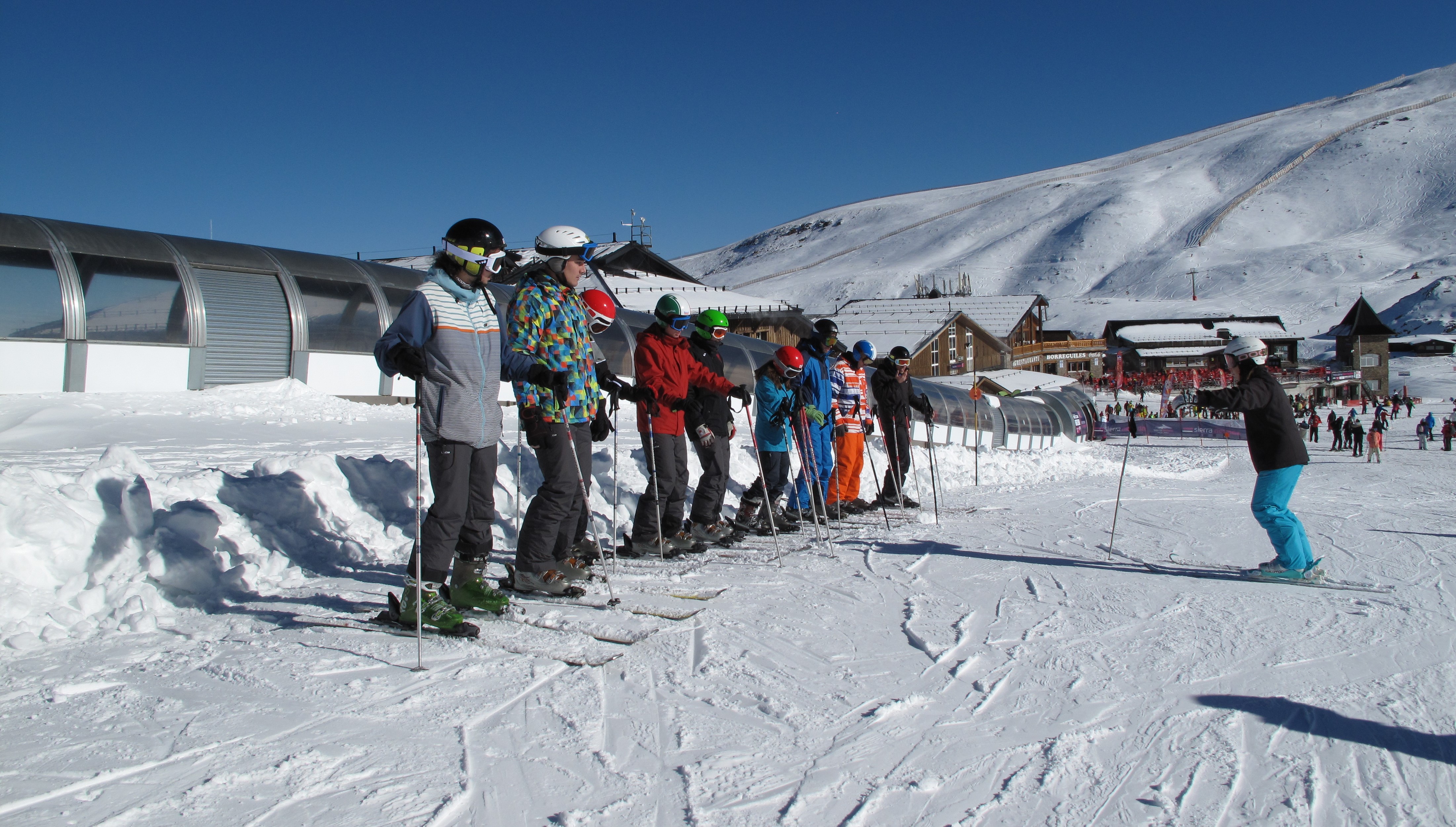 Zara el puro estilo de Sierra Nevada: este mono de ski es ideal para ir a