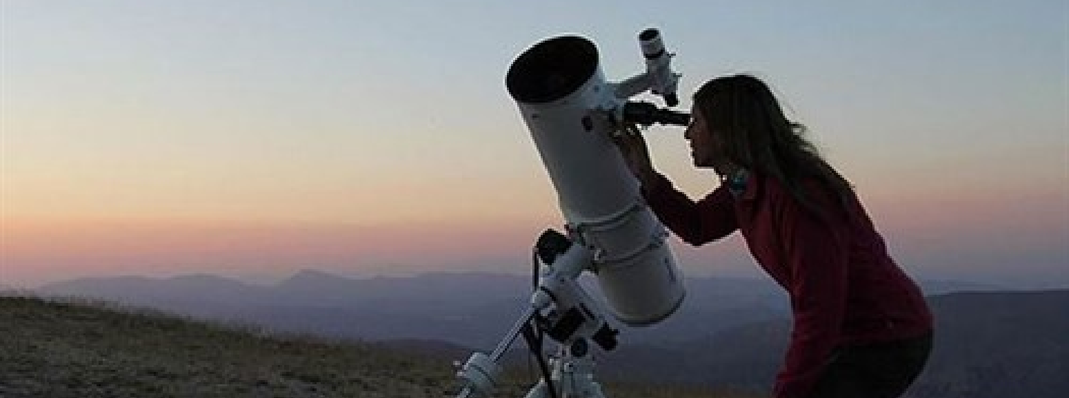 Descubre la luna desde Sierra Nevada